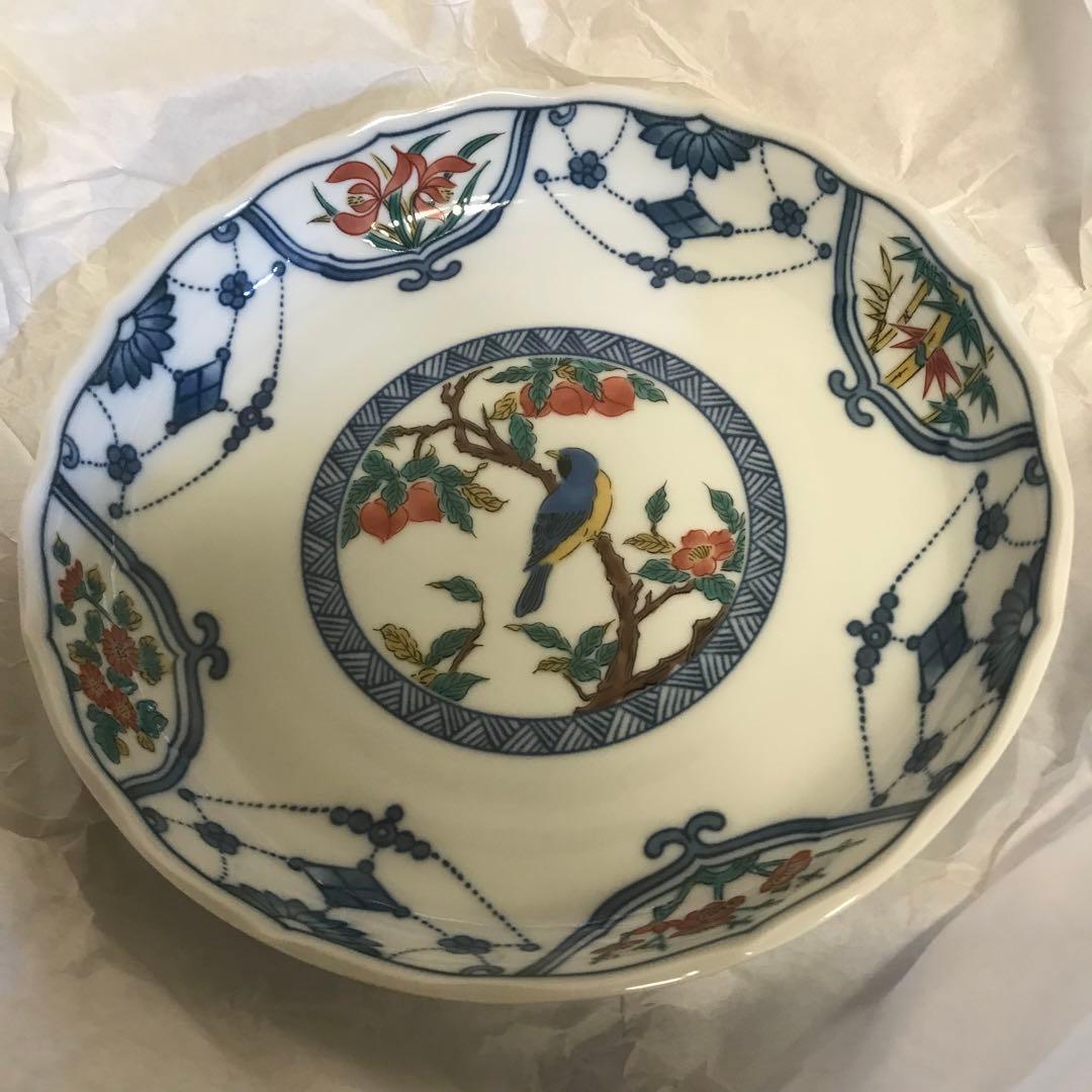 【新品未使用箱入り】九谷焼き　青郊窯　瓔珞(ようらく)紋花鳥六寸皿揃　5個セット
