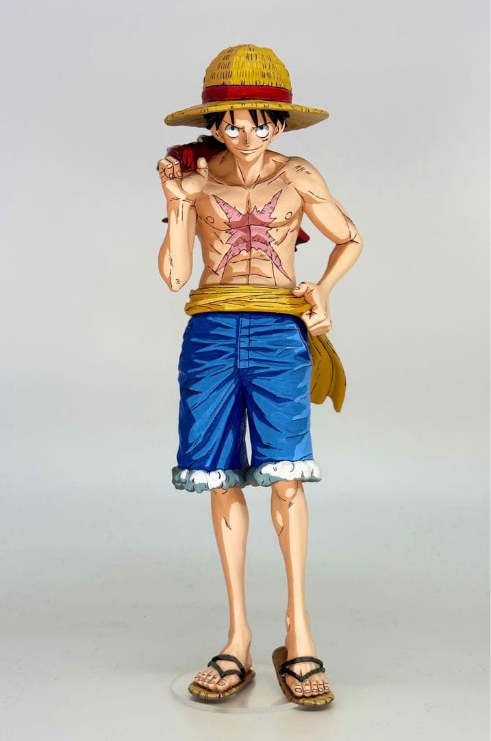 ワンピース　ルフィ　フィギュア