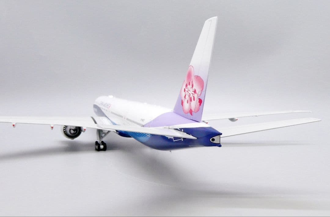 チャイナエアライン 777-300ER B-18007 1/200