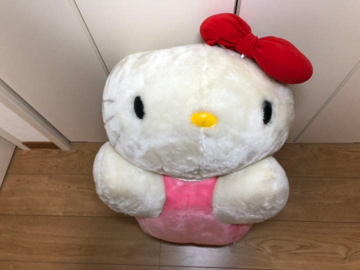 ハローキティ　現品限り