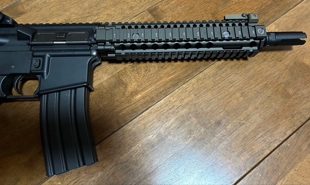 カ*ル様 東京マルイ次世代電動ガンmk18 箱無し
