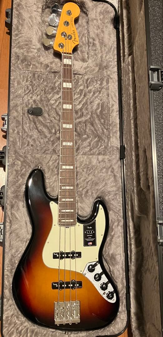 試奏のみ　Fender American Ultra Jazz Bass