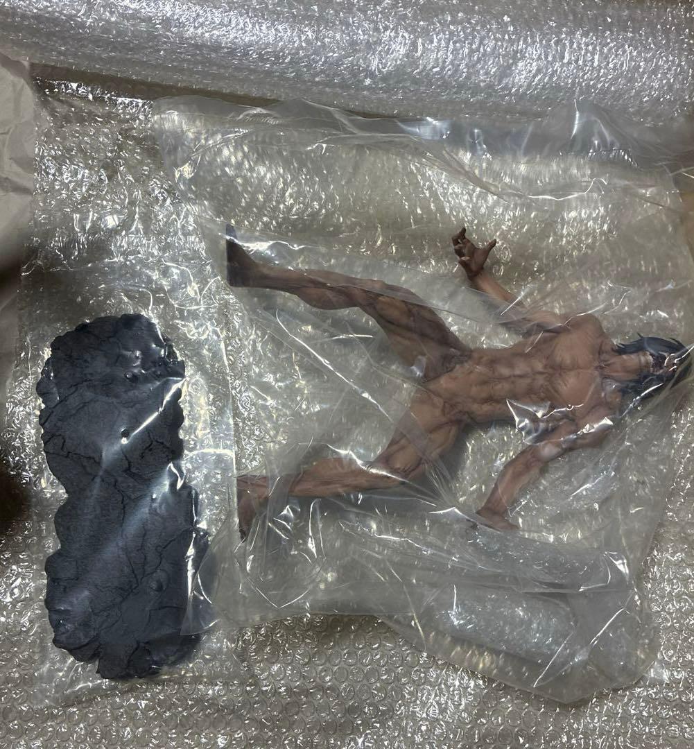 進撃の巨人　一番くじ　ラストワン　エレン（巨人）、ミカサ　2点