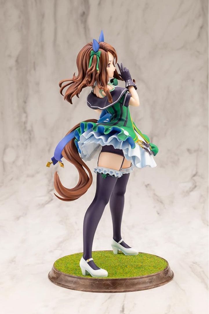 キングヘイロー　フィギュア　コトブキヤ　ウマ娘　新品未開封　壽屋