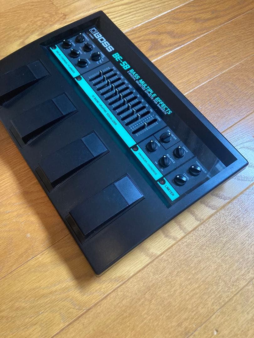 BOSS BE-5B ビンテージ ベース用マルチエフェクター