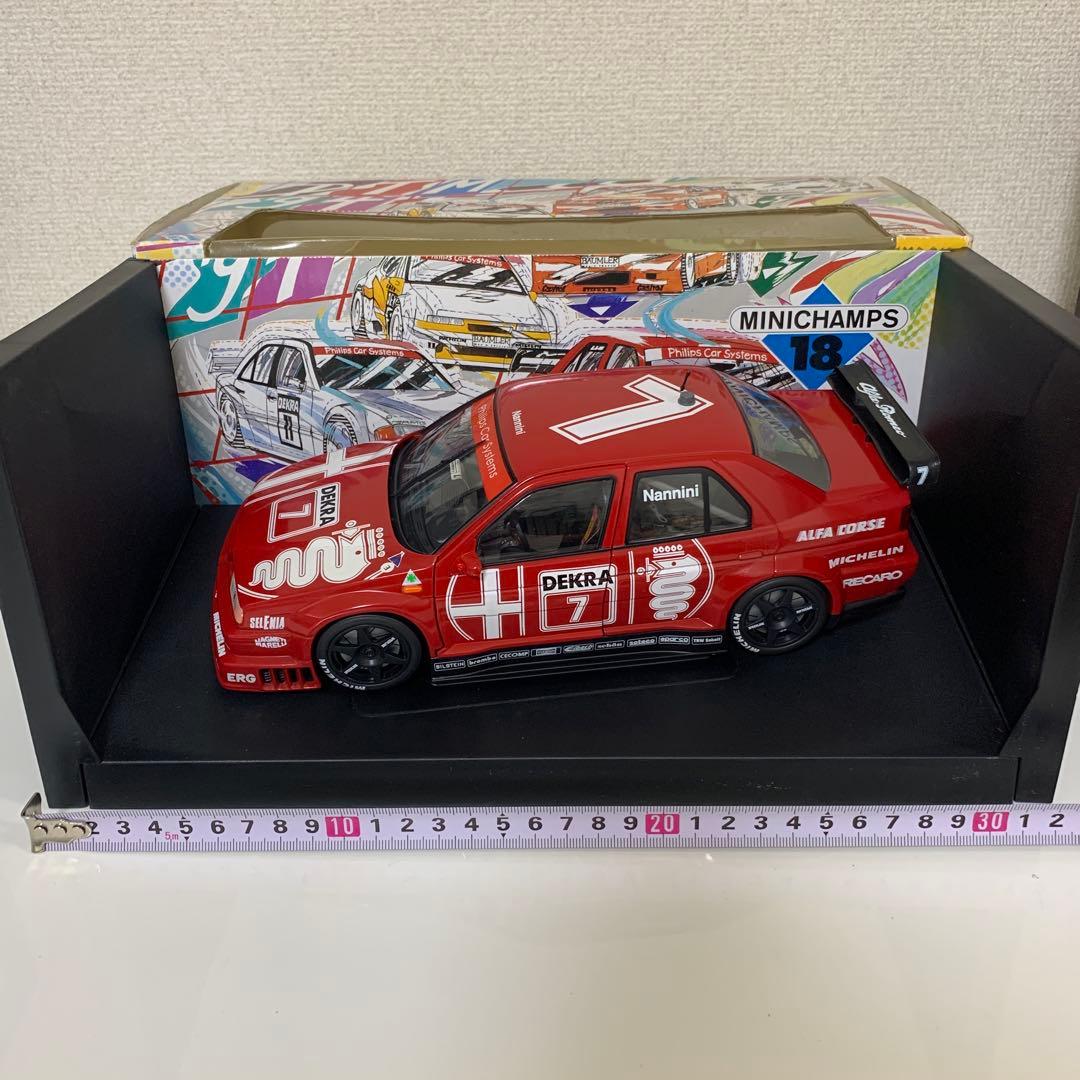 ミニチャンプス　アルファロメオ　1/18