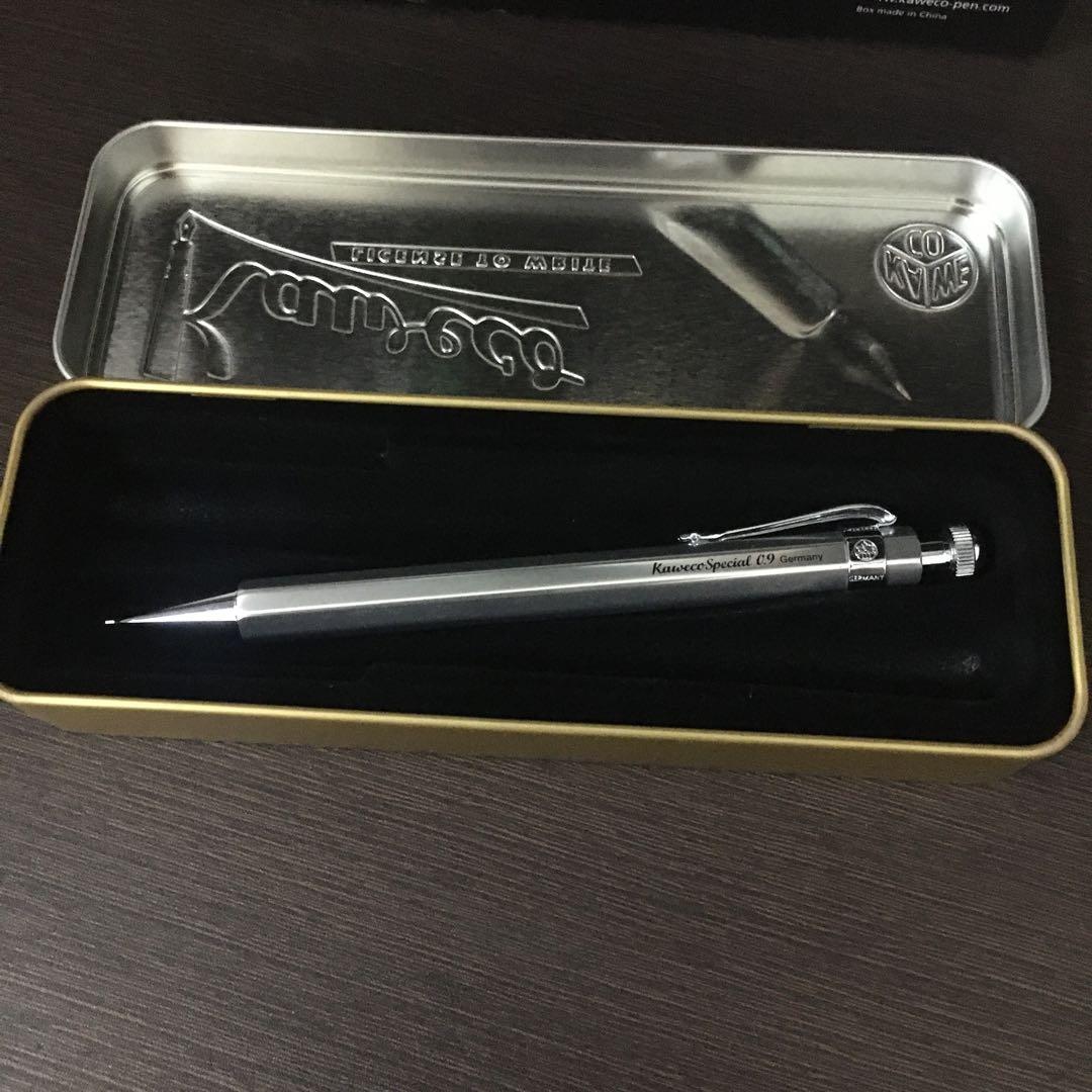 カヴェコスペシャル シャイニーシルバー 0.9mm 限定色