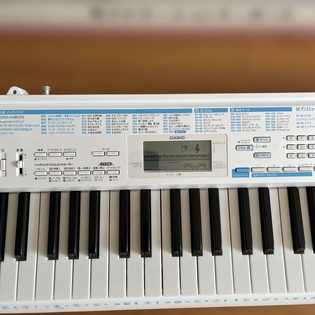 CASIO光ナビゲーションキーボードLK311 電子ピアノ 2018年製