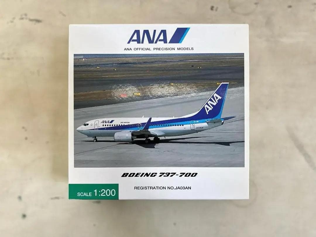 ANA　B737-700　1/200　JA03AN　NH20020　全日空商事