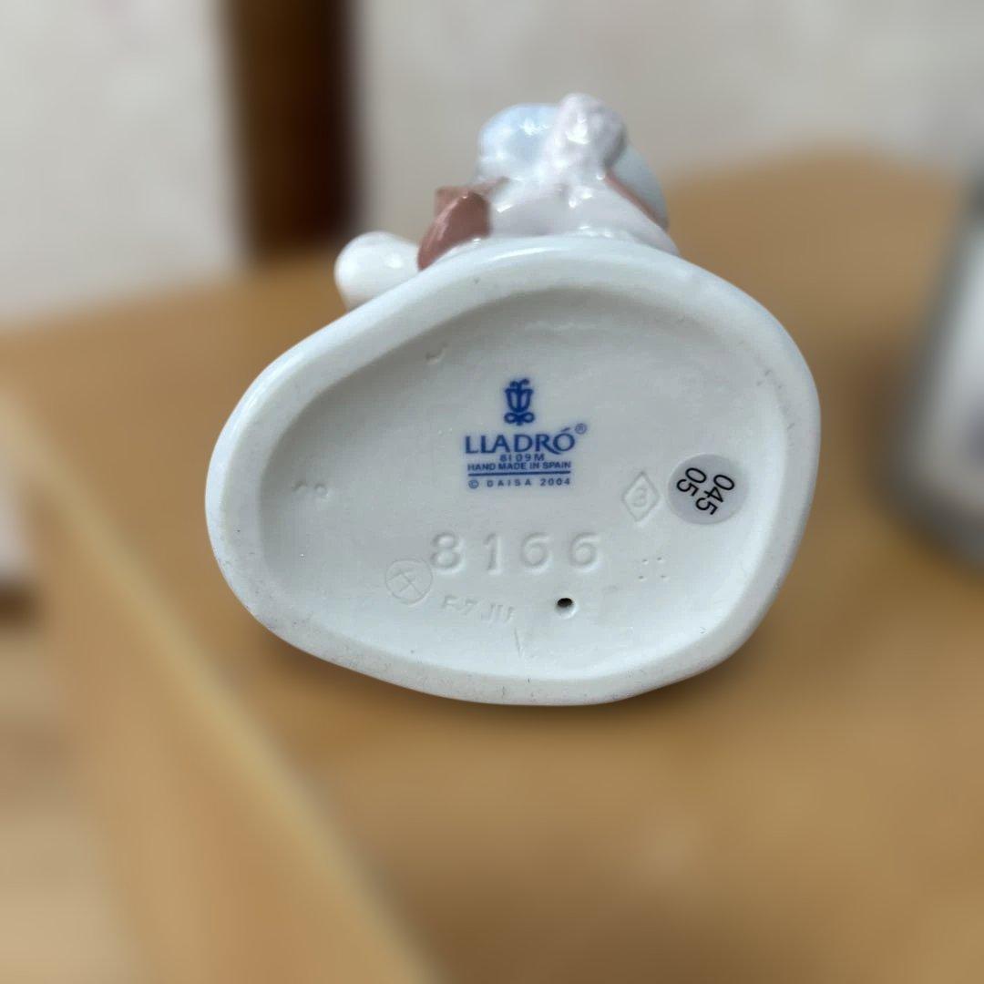 リヤドロ　雪合戦　女の子　フィギュア 陶器製 箱付き　未使用品