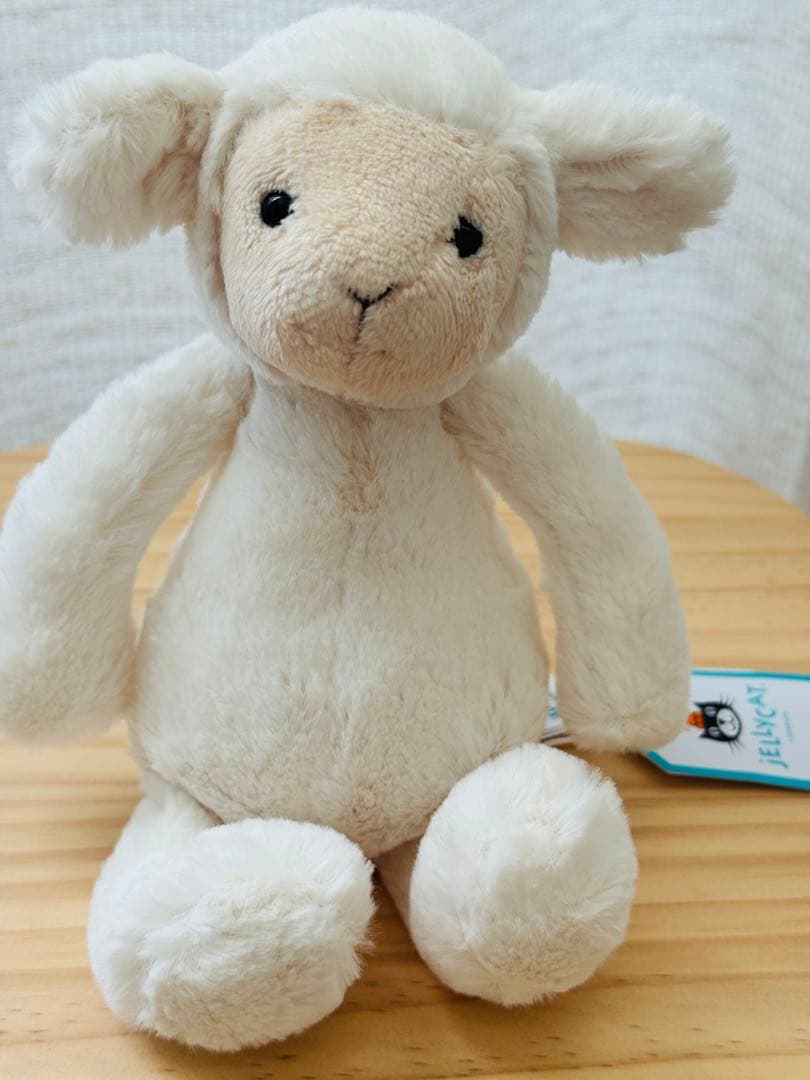【新品】 ひつじのぬいぐるみ S