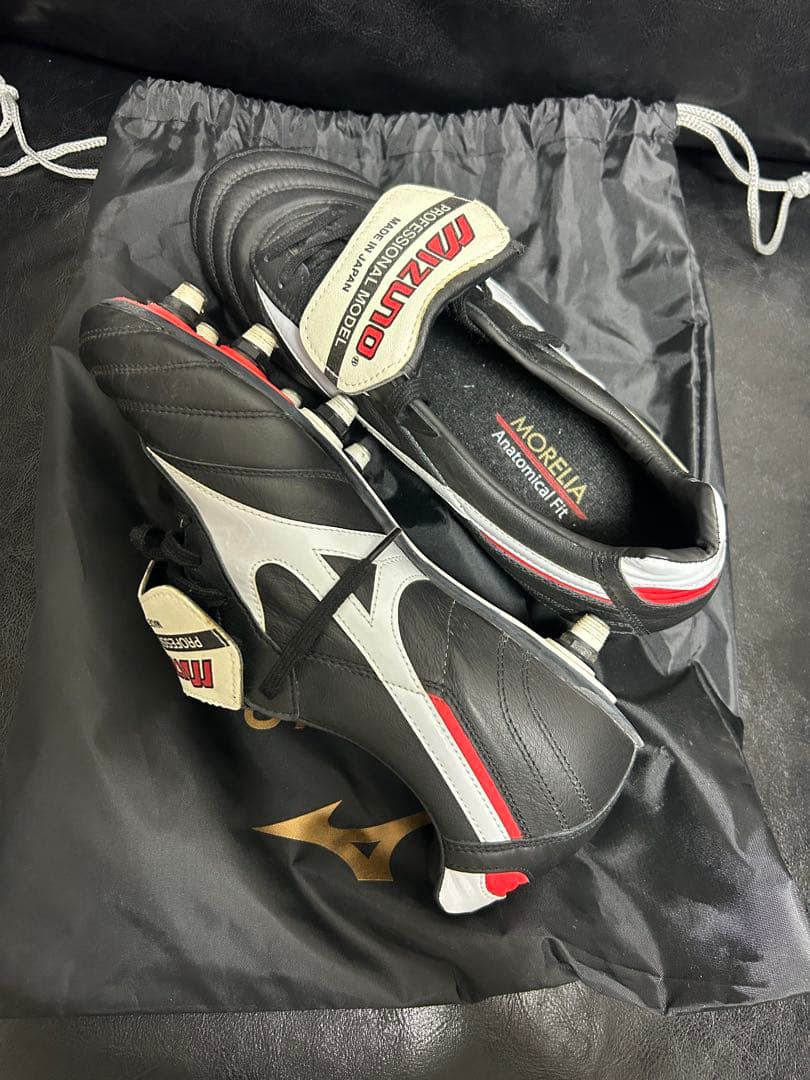 Mizuno Morelia スパイク 取り替え 26.5