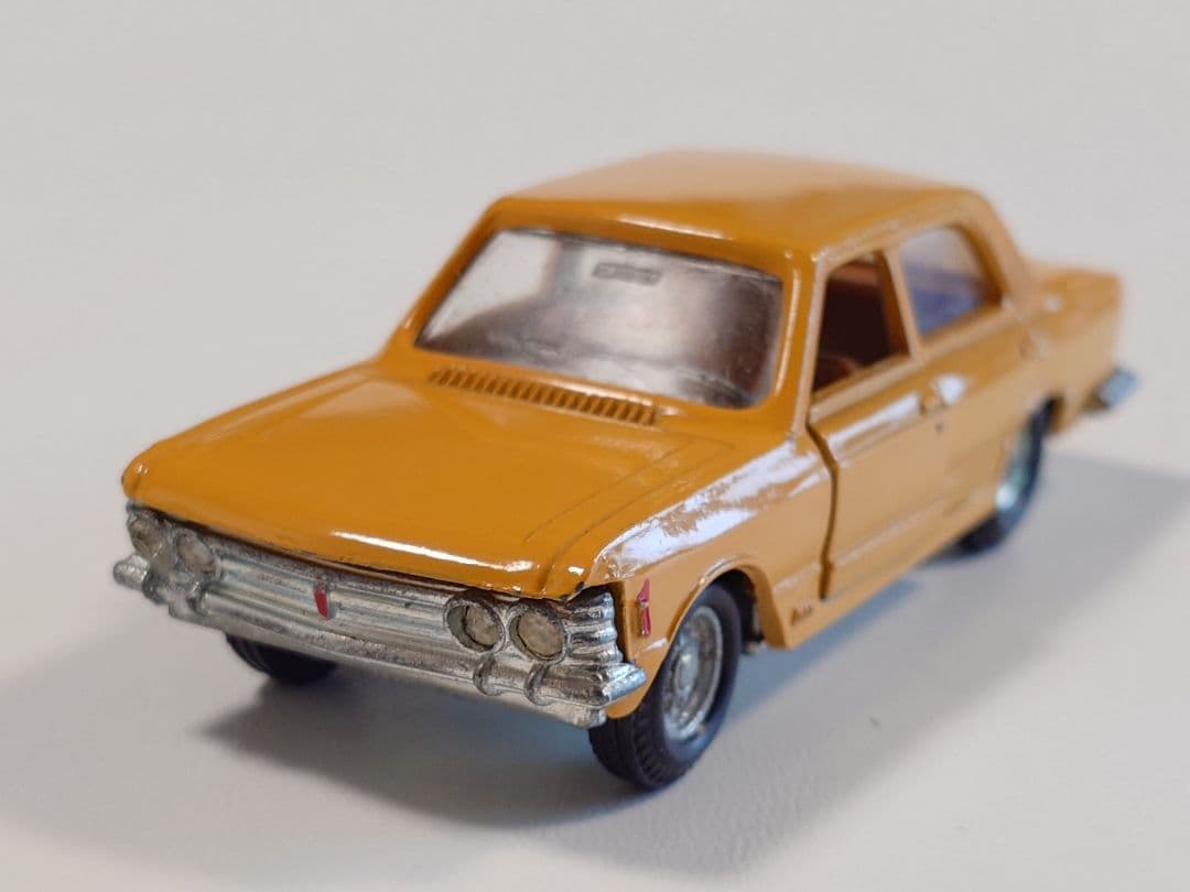 ミニカー MERCURY FIAT 130