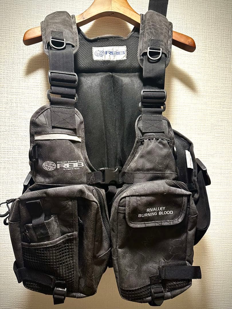 RIVALLY RBBフィッシングベスト2●新品未使用●リバレイ
