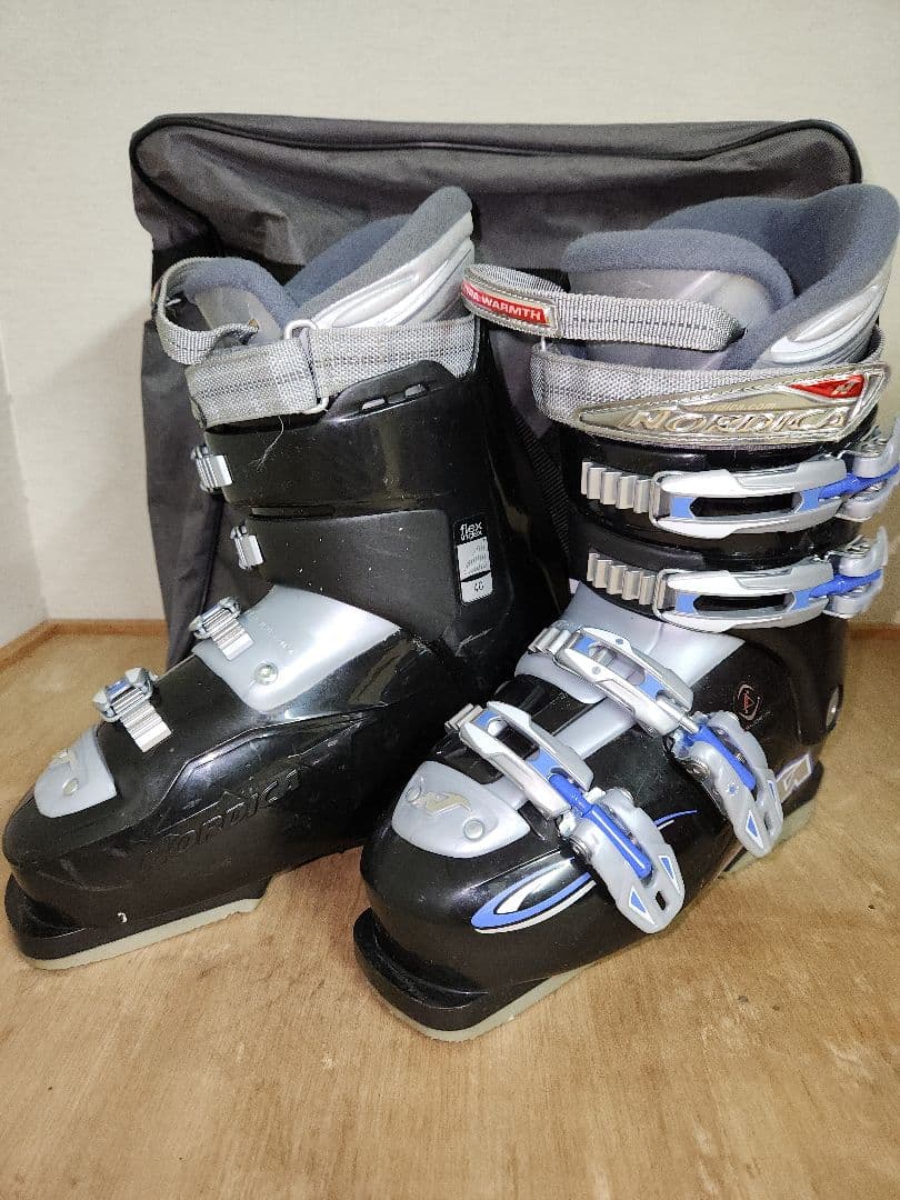 Nordica Extra Warmth スキーブーツ em6 23.5cm程度