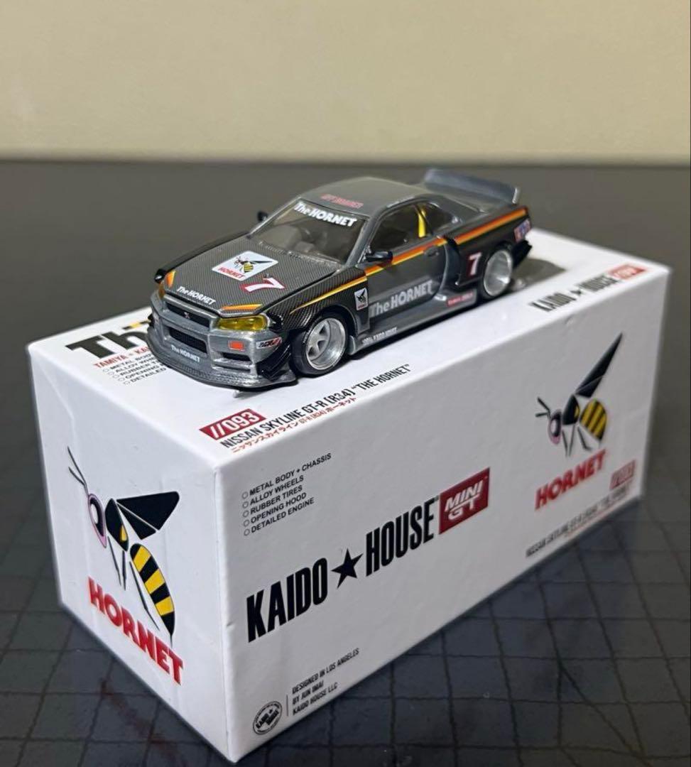 MiniGT 街道ハウス R34 The Hornet チェイス