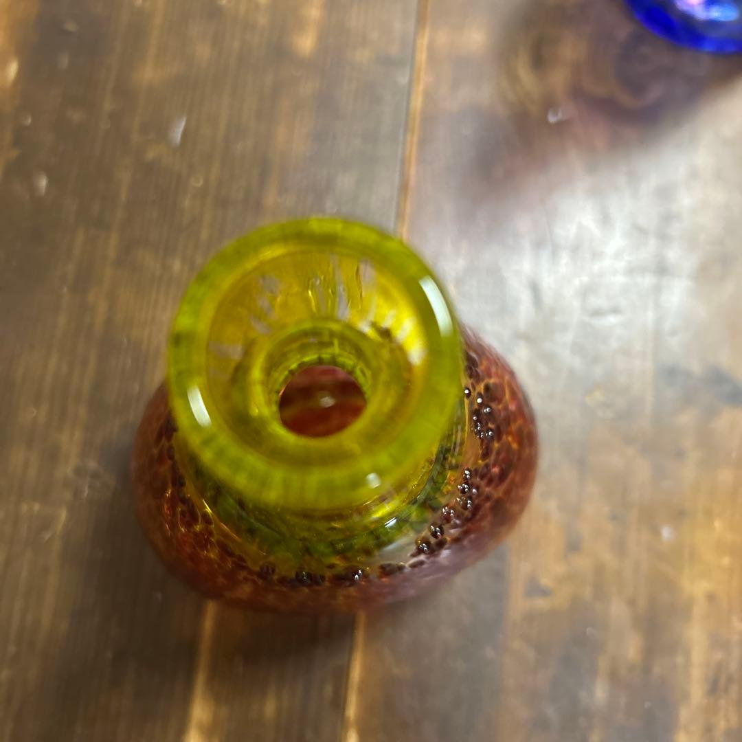 ガラス作家　作家物　花瓶　一輪挿し　ドリンクボトル　吹きガラス