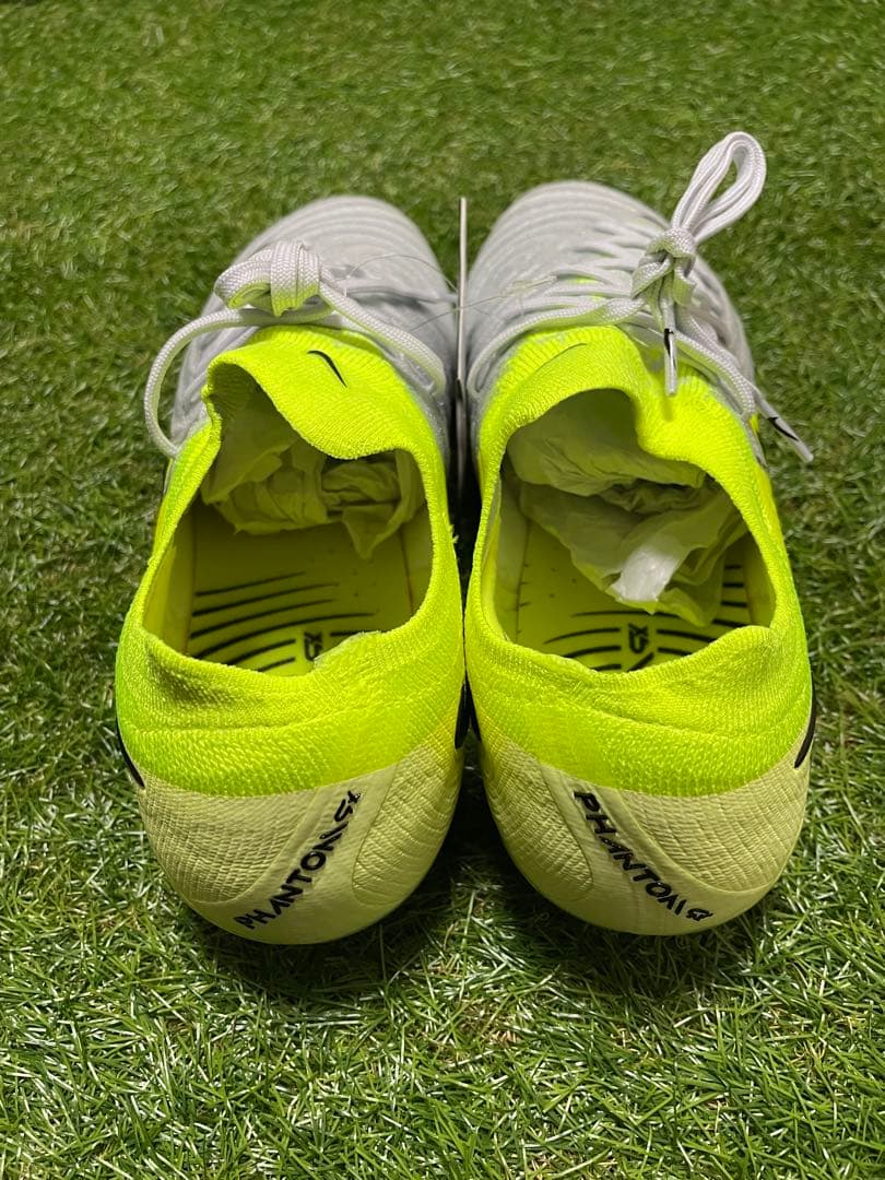 Nike ファントムGX2 エリート　メタリックシルバー×ブラック