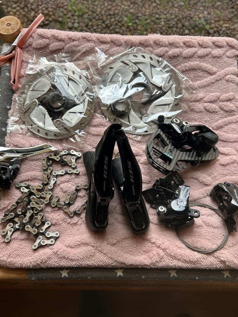 Shimano 105 コンポーネントセット 未使用に近いディスク用