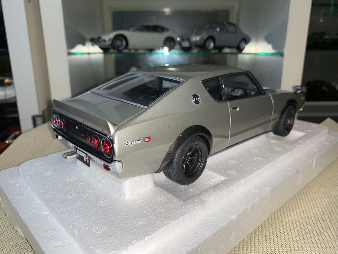 オートアート 1/18 日産スカイラインGTRチューンドvr(シルバー)