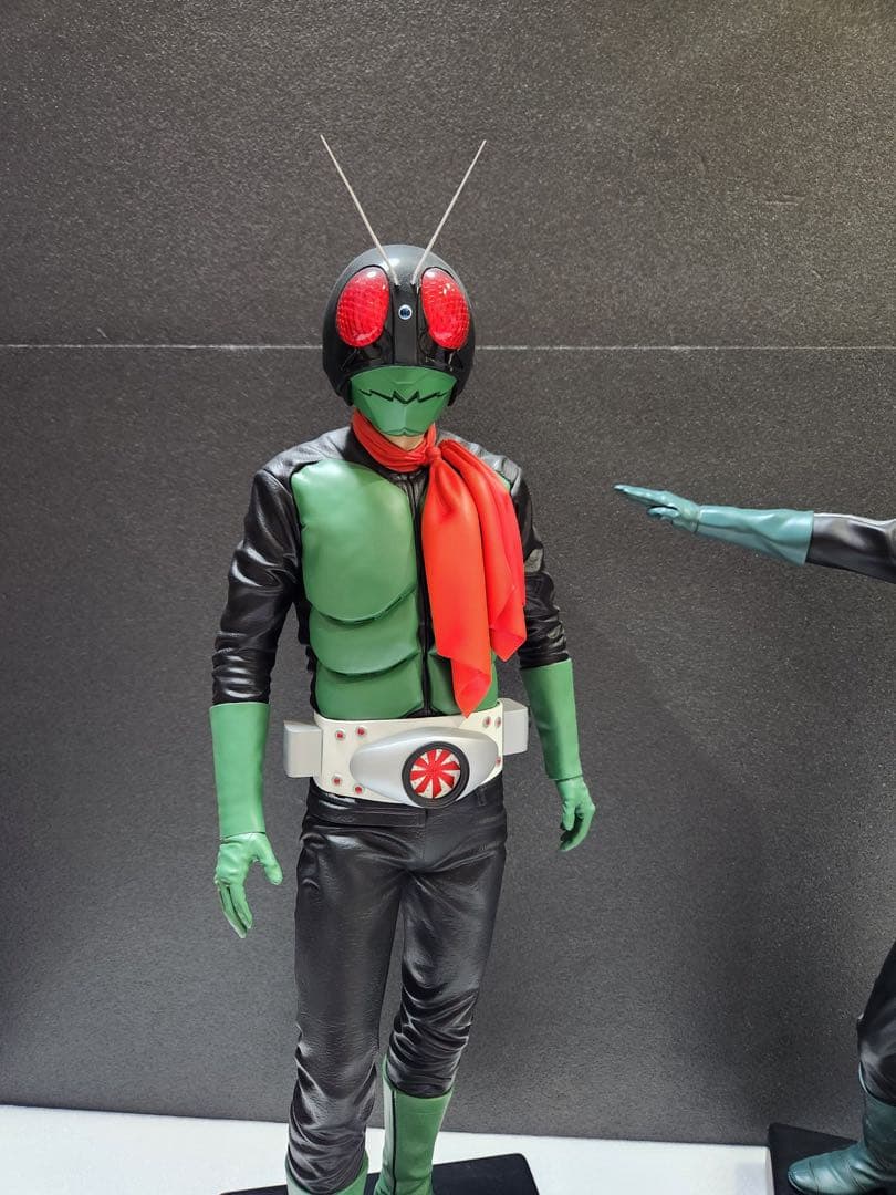 【遂に出品！究極のプロ完成品No4 】電飾メガソフビ仮面ライダー1号 桜島vr