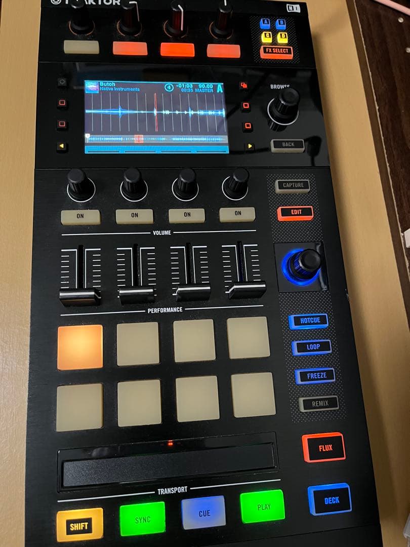 TRAKTOR KONTROL D2 DJコントローラー