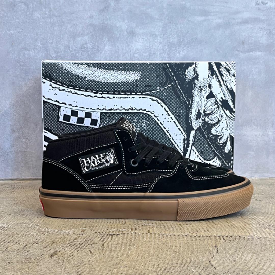 新品 VANS SKATE HALF CAB BLACK&GUM 25.5cm