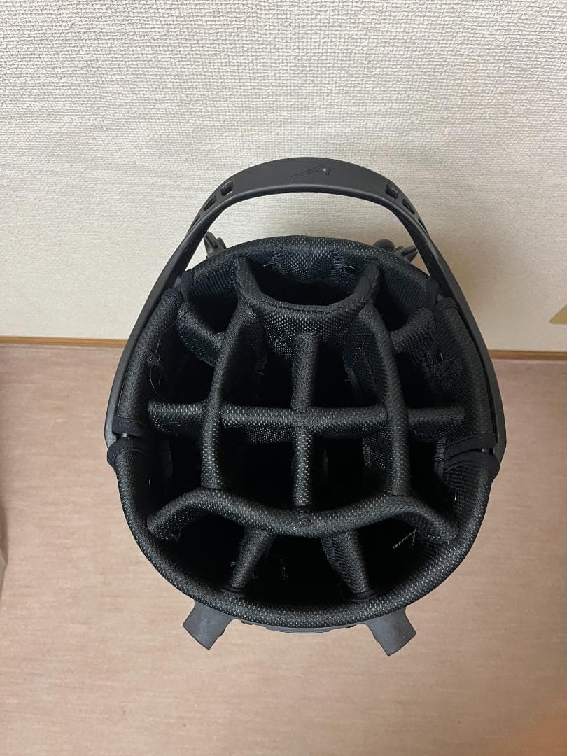 【美品】 ナイキゴルフ キャディバッグ GF3007
