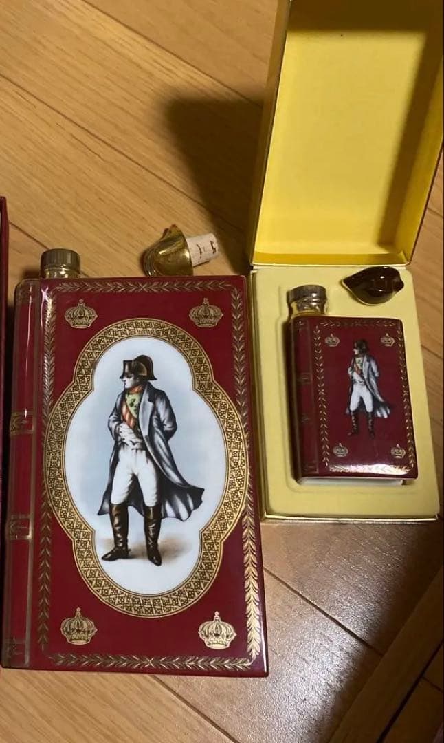 カミュCAMUS ナポレオン COGNAC BOOK 赤　未開封