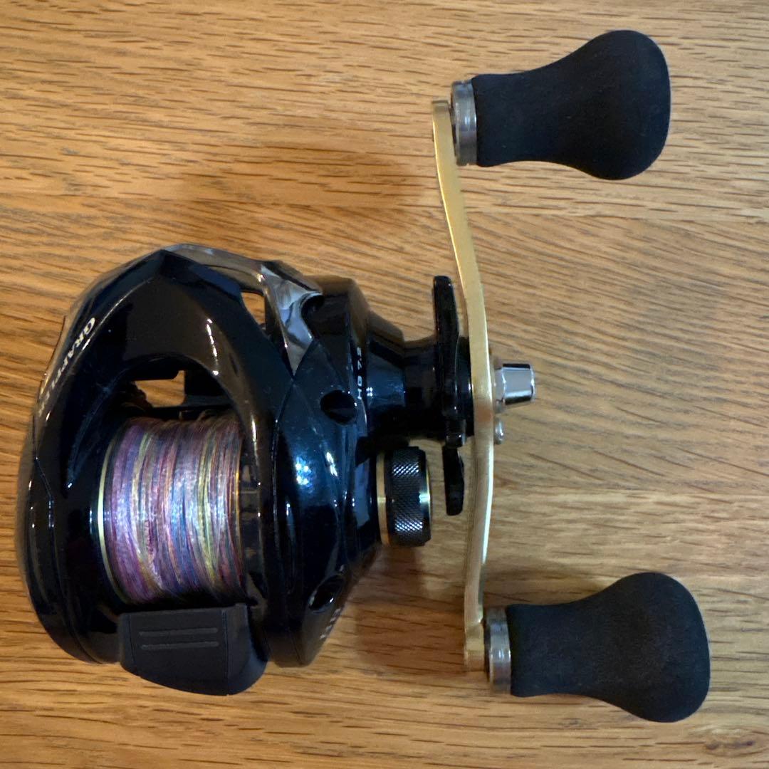 グラップラーBB 200HG 両軸リール