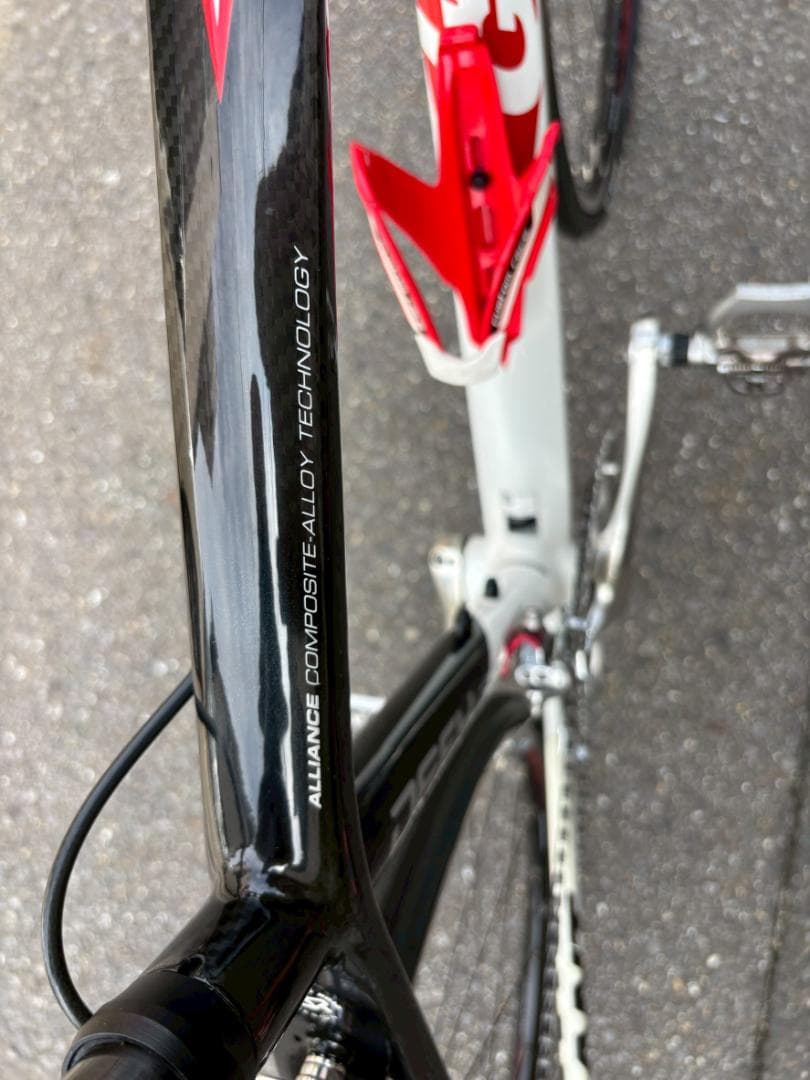 GIANT DEFY ALLIANCE　2010年モデル ロードバイク