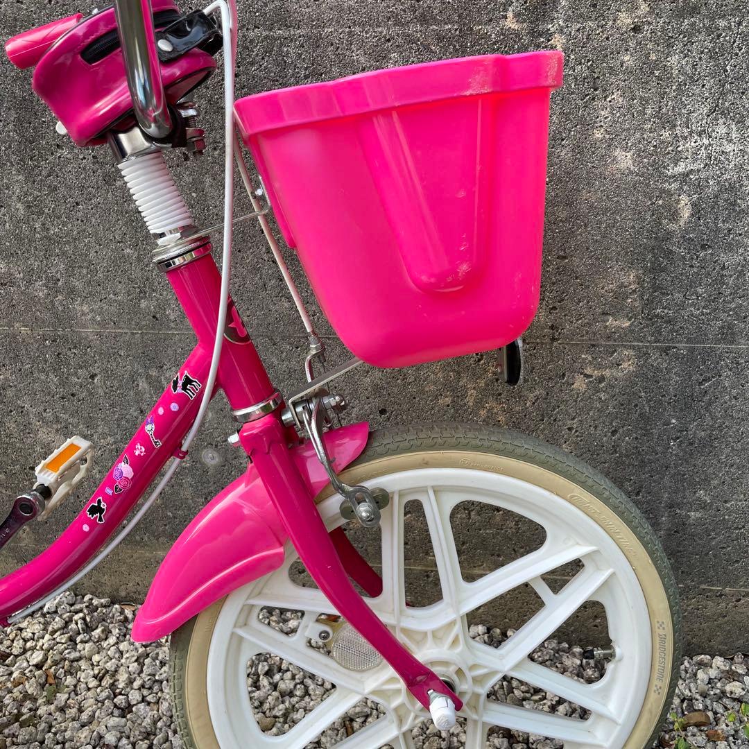 キティちゃん　ハローキティ ブリヂストン　18インチ　自転車　女の子　手渡し限定