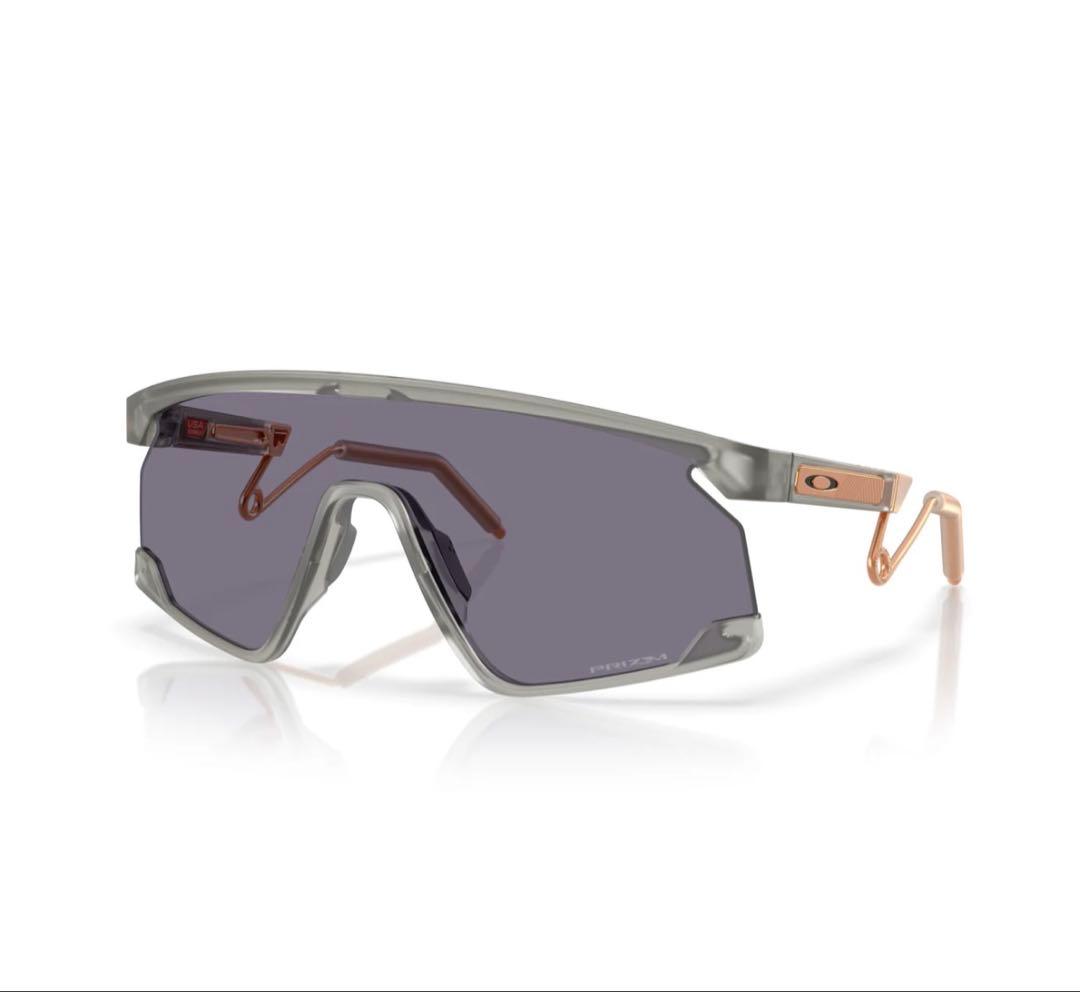 Oakley Radar EV サングラス クリア/ゴールド