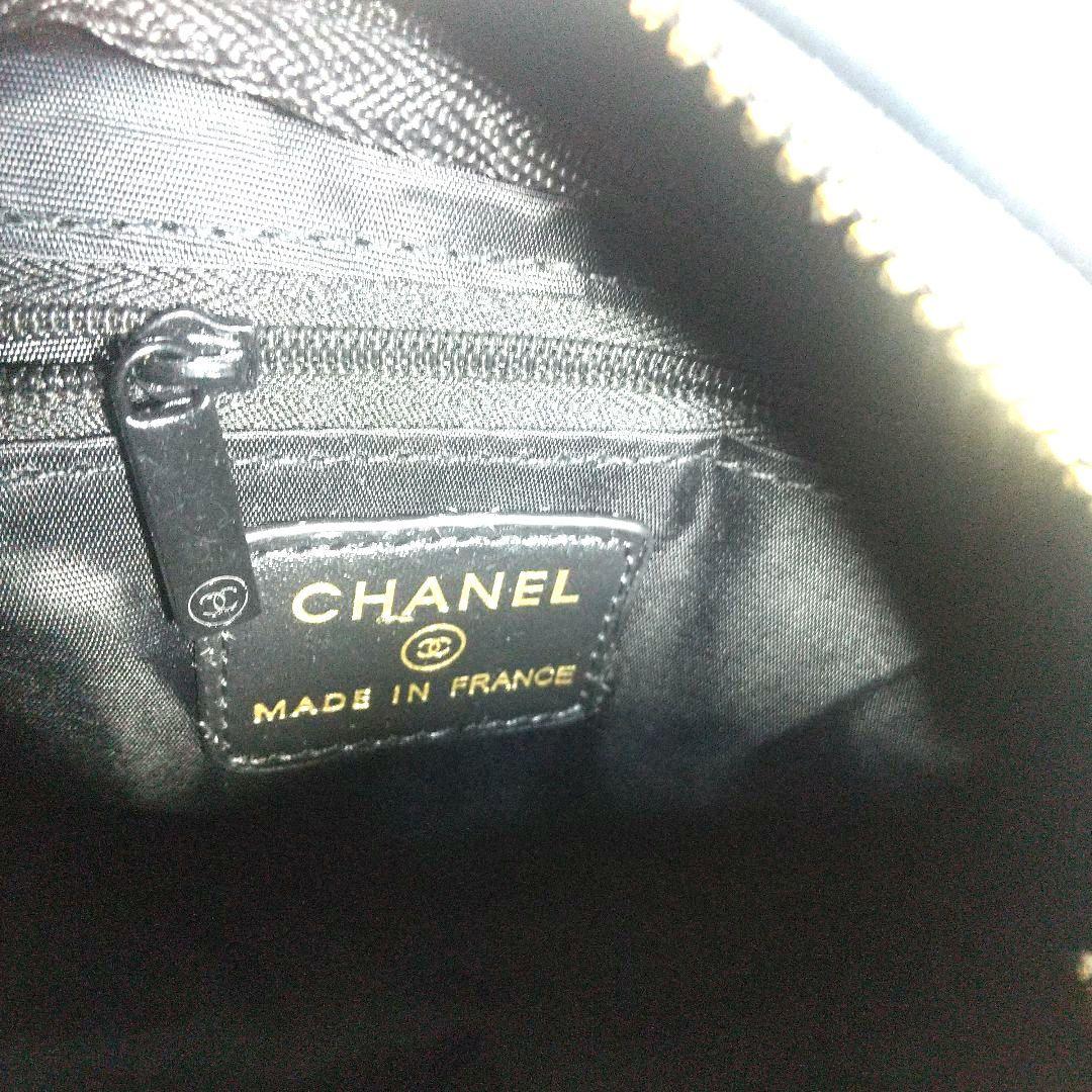 新品CHANEL ノベルティ キルティング ショルダーバッグ チャームVIP限定