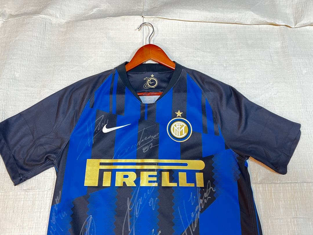 インテル・ミラノ サイン入りジャージ　Mサイズ　INTER