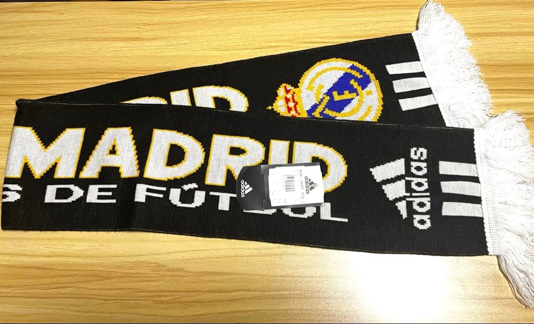レアル・マドリード100周年記念 マフラー adidas 正規品