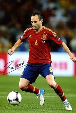 サッカー　スペイン代表　アンドレア　イニエスタ 証明書付き　直筆サイン入りフォト