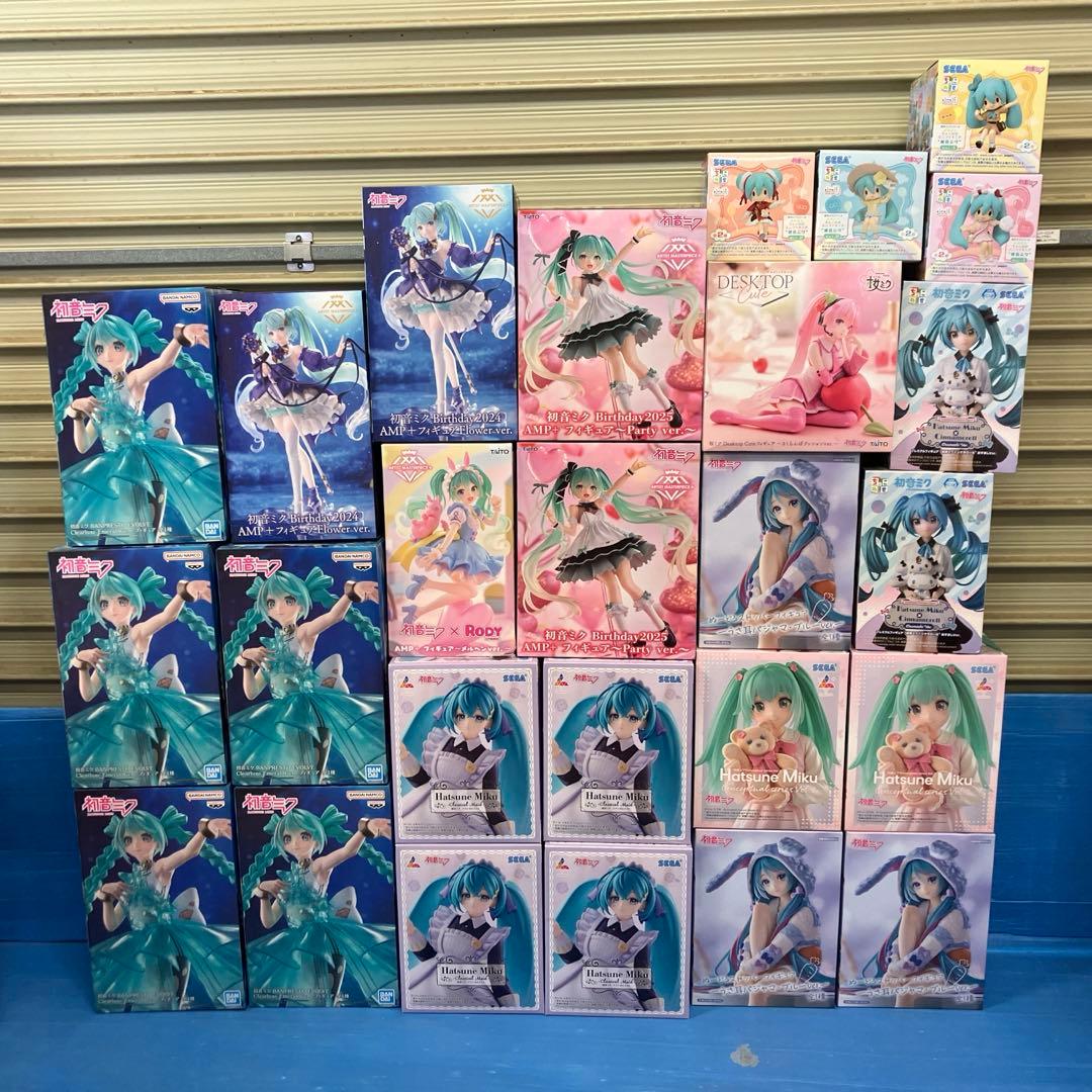 初音ミク 美少女フィギュア プライズフィギュア まとめ売り 26点