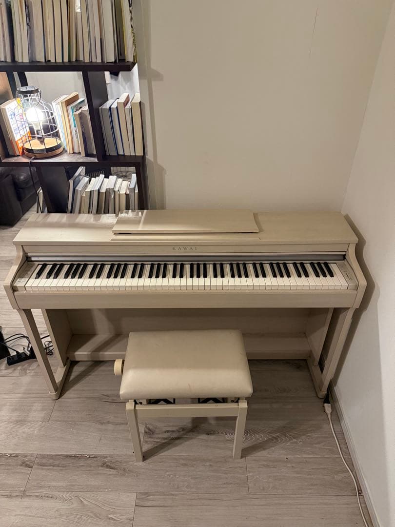 KAWAI ホワイト 電子ピアノ 椅子付き