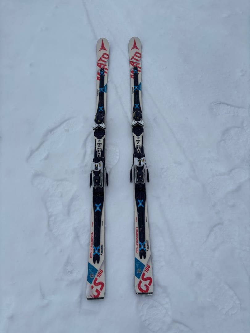 186cm アトミック レッドスター ATOMIC REDSTER GS
