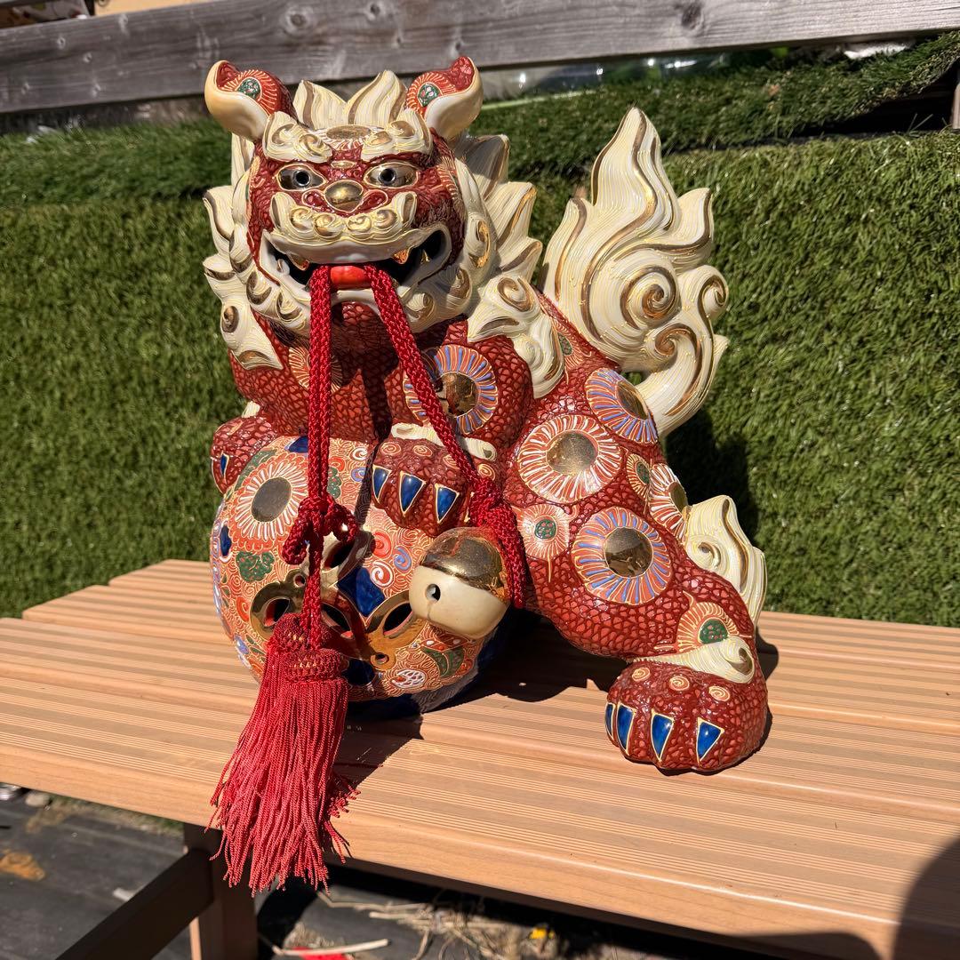 陶器製 獅子型置物 赤色　シーサ