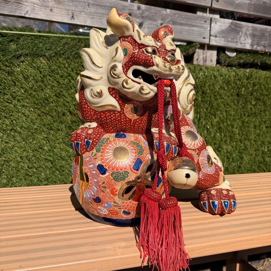 陶器製 獅子型置物 赤色　シーサ