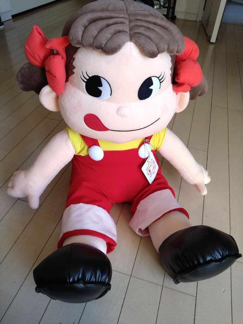 ペコちゃん ぬいぐるみ 大きめ ジャンボ 不二家 フジヤ シリアルナンバー付き