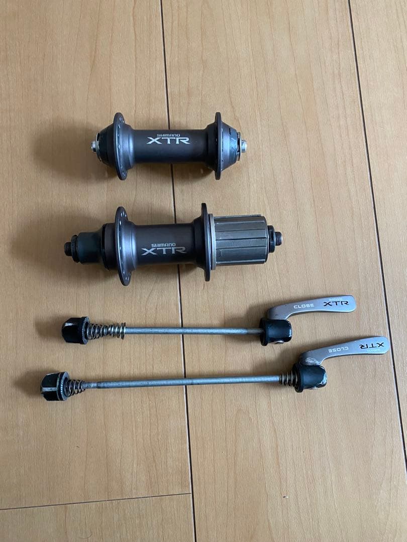 Shimano XTR ハブセット クイックレリース付き