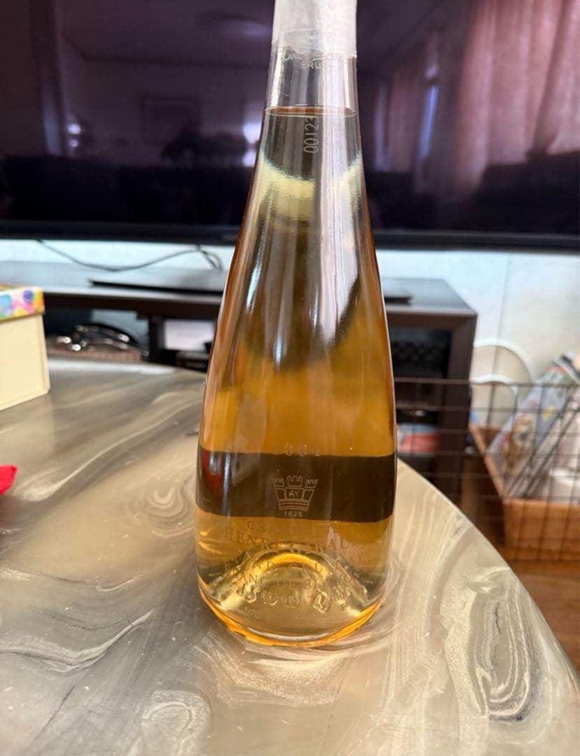 Henri Giraud シャンパン 2004年　ブランドブラン