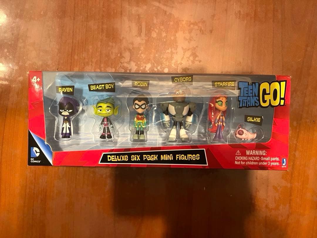 Teen Titans Go! ティーン タイタンズ 6体ミニフィギュアセット