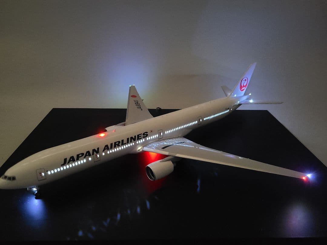 JAL ボーイング777-300 LED仕様 完成品