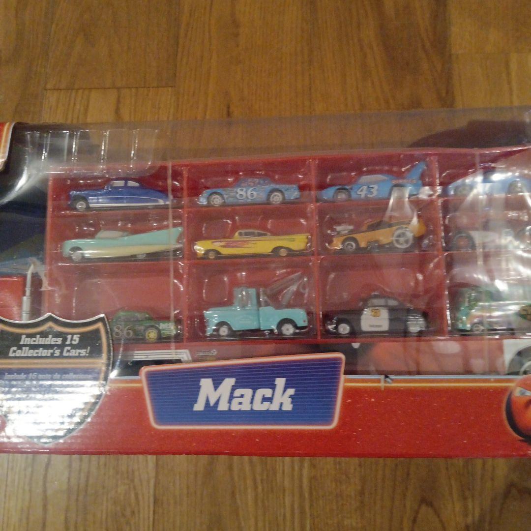 新品 初代マックトレーラー＆カーズ ミニカー15台セット ディズニーストア限定