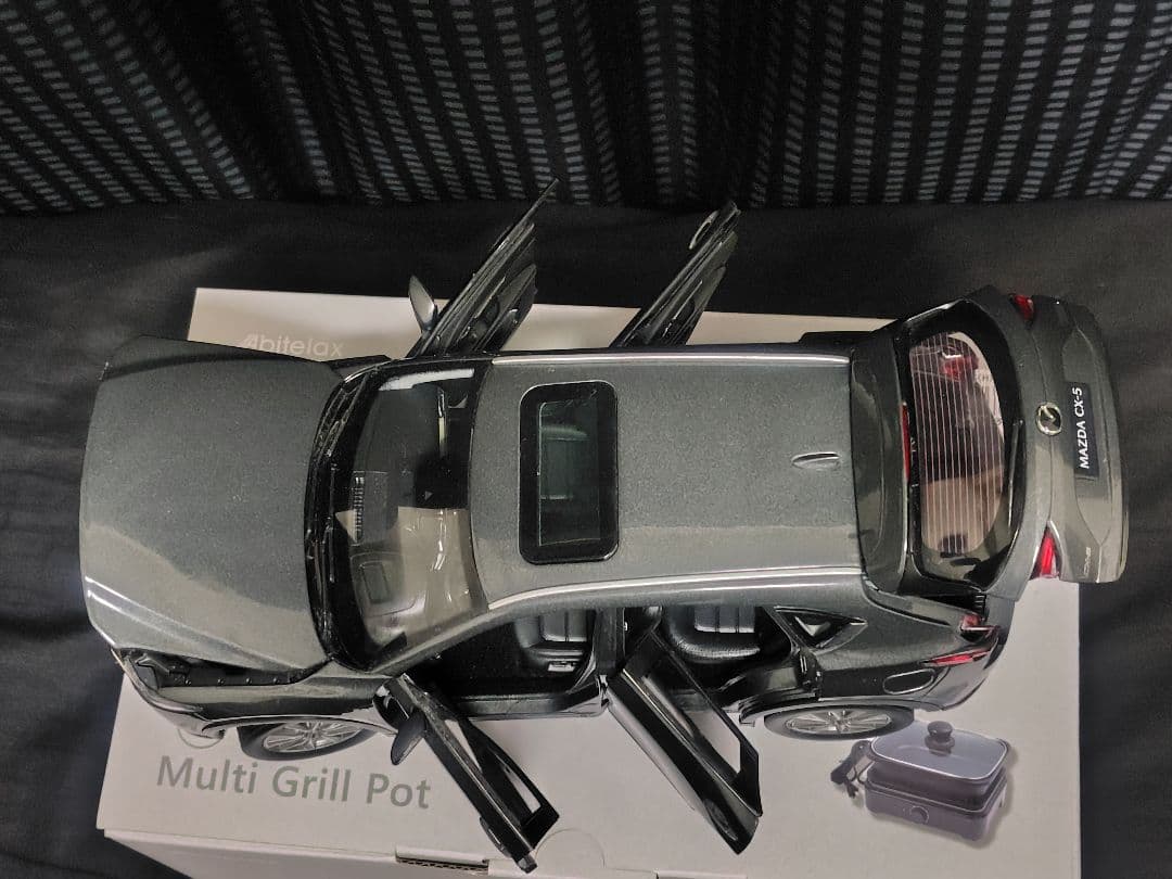 MAZDA CX-5　モデルカー　1/18