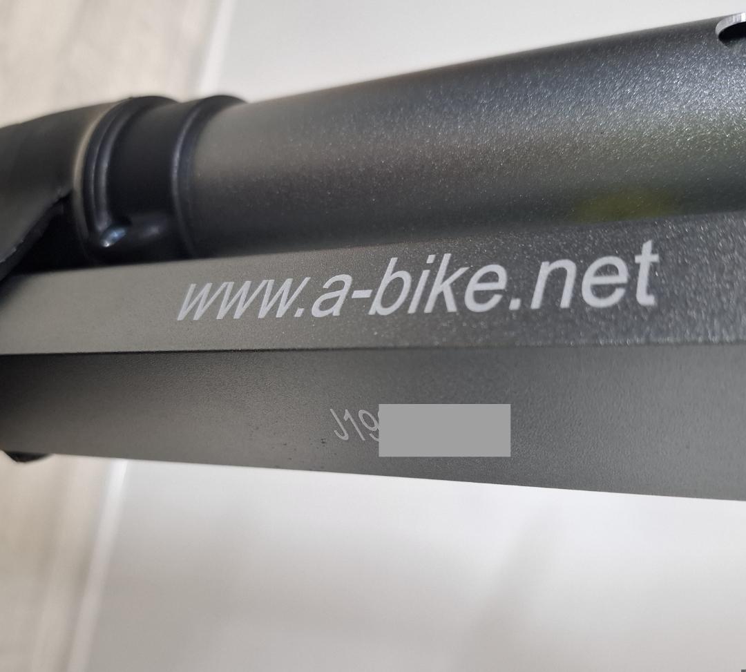 美品★A-bike city 折りたたみ自転車★ノーパンクタイヤ★シリアルあり★
